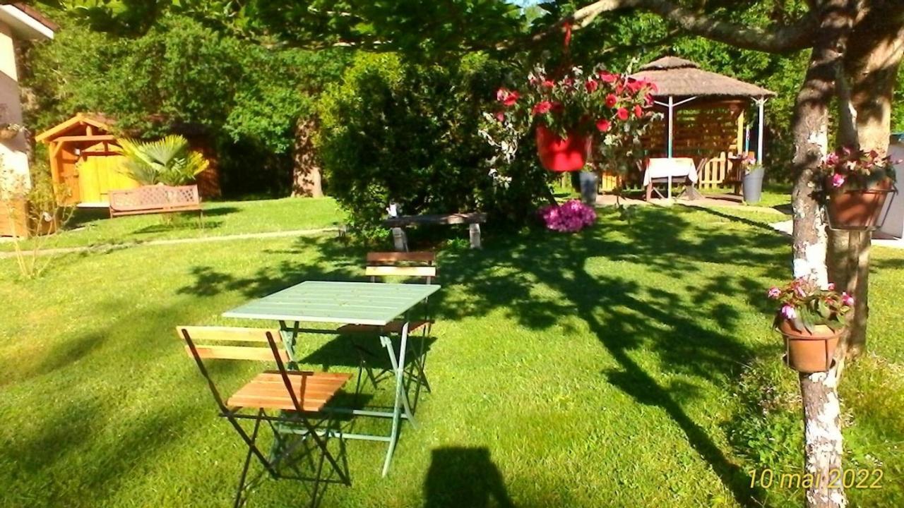 Le Clos Des Palombes Wifi Climatisation Saint-Pierre-du-Mont  Eksteriør billede